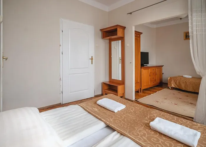 Alojamento de Acomodação e Pequeno-almoço Jasny Palac Zakopane