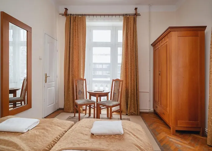 Jasny Palac Alojamento de Acomodação e Pequeno-almoço Zakopane