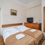 Jasny Palac Bed and breakfast 3*