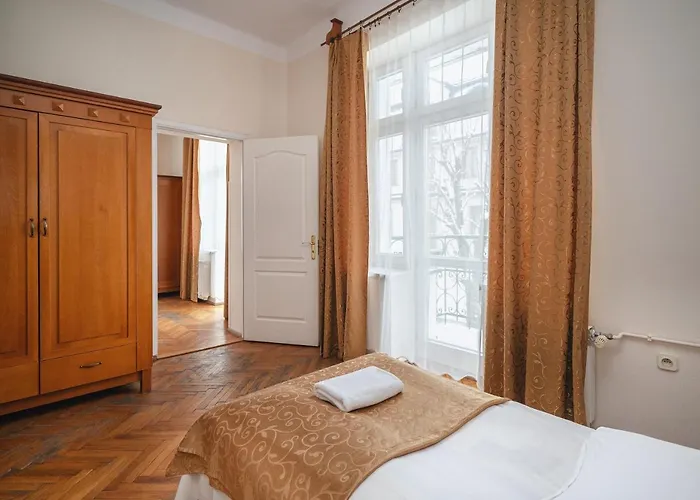 ベッド・アンド・ブレックファスト Jasny Palac ザコパネ