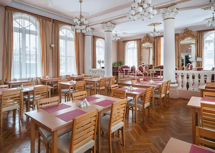 ベッド・アンド・ブレックファスト Jasny Palac ザコパネ